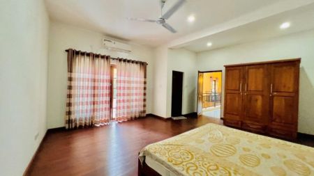 Bedroom - 16.5P Land & Furnished 6 Bed Rooms For Sale Near Negombo Town | Negombo