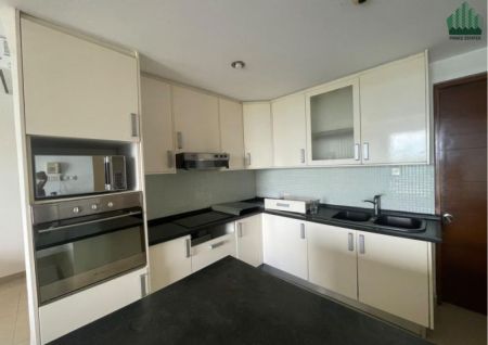 Kitchen - Spacious Waterfront Living at an Unbeatable Value