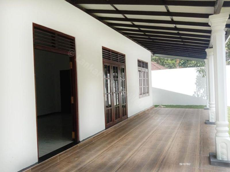 Exterior - House for rent in Homagama