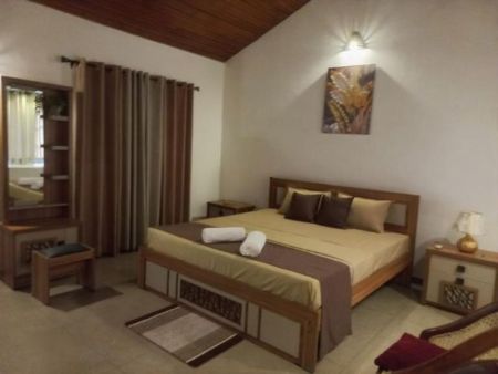 Bedroom - (HR293) Furnished Upper Floor House for Rent in Kiribathgoda