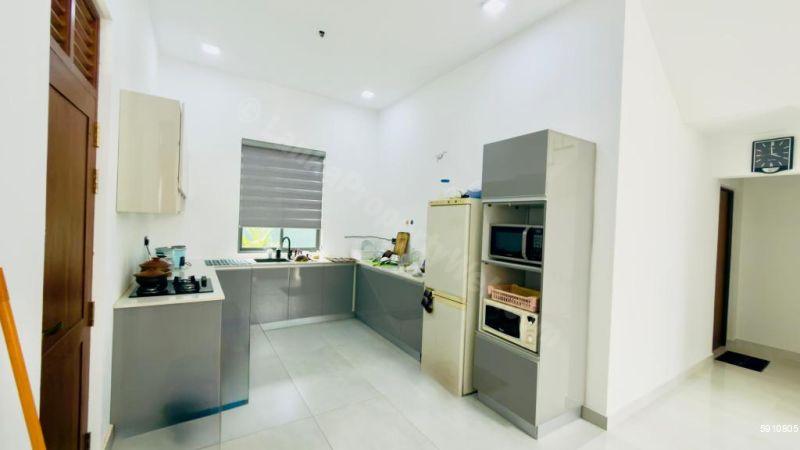 Kitchen - House for sale in Nugegoda