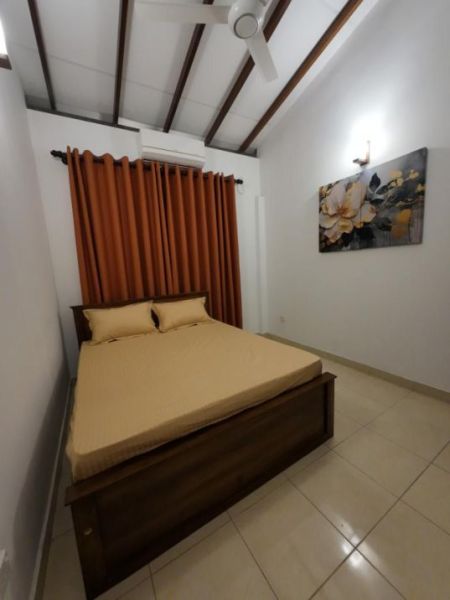 Bedroom - (NAR554) Furnished Apartment for Rent in Mount Lavinia