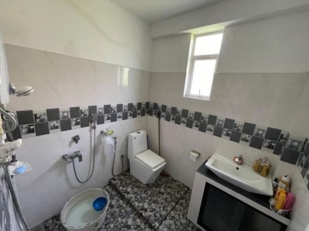 Bathroom - (HH268) Modern Three Storey House for Sale in Biyagama