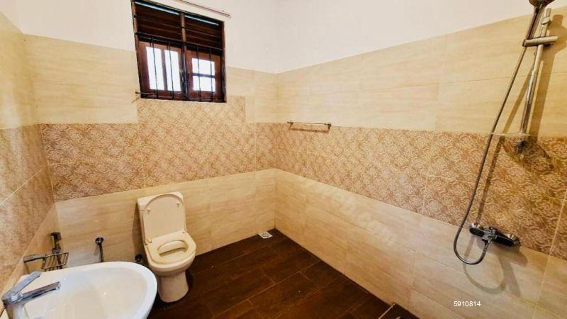 Bathroom - House for sale in Kadawatha