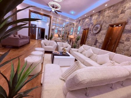 Living Room -  Luxury Residence for Sale in Palawaththa, Battaramulla | LKR 310 Million