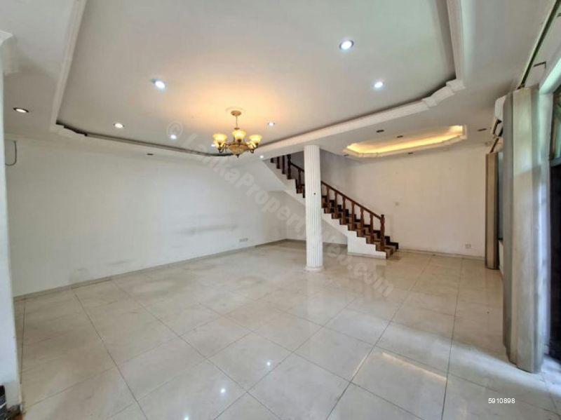 Commercial for rent in Rajagiriya
