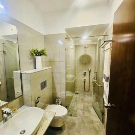 Bathroom - Iconic Galaxy 2 BR Fully Furnished Apartment For Sale in Rajagiriya