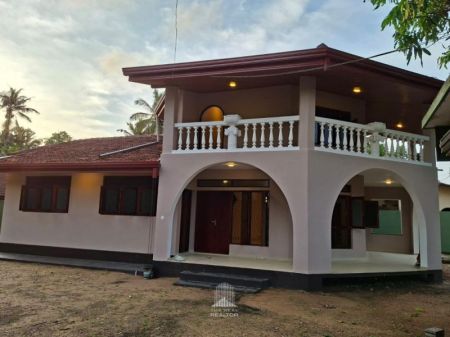 Exterior - House for Sale at Katunayake (HSSH132)