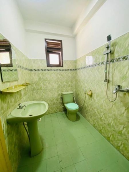 Bathroom - 03 Bedroom Fully Furnished Apartment Long-Term Rental in Colombo 06. Property Code:(CSPL301)