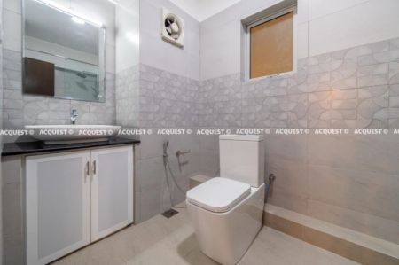 Bathroom - Apartment for Sale - Cinnamon Garden Residencies - Colombo 07 | LKR 73,000,000