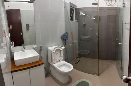 Bathroom - House for Sale in Canterbury Golf Resort, Kahathuduwa