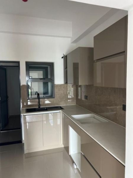 Kitchen -  2BR Apartment for Sale at Canterbury Golf Lexus| LKR 31.5 million