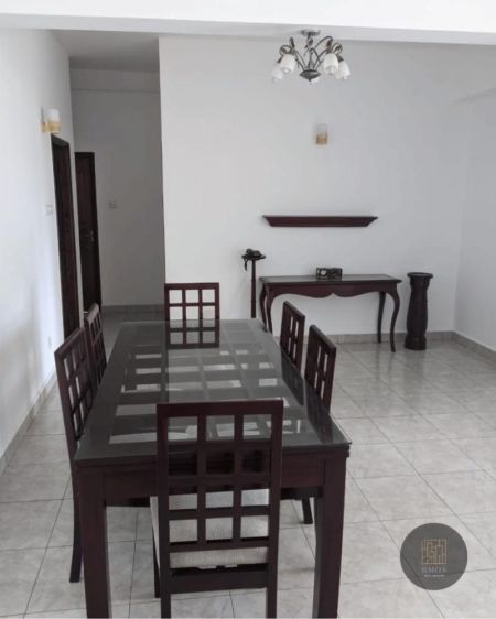 Dining room - Apartment for sale at St. James Residencies - Colombo 3