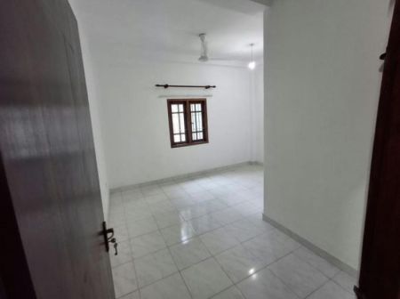 Bathroom - 05 Bedroom Unfurnished 03 Storied House for Sale in Colombo 05 (A1780)
