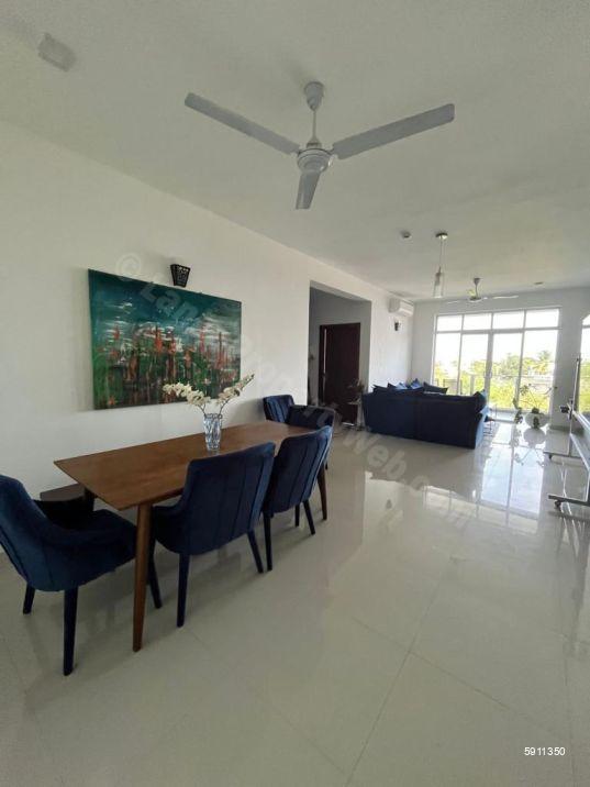 Mount Lavinia Apartment for sale/rent