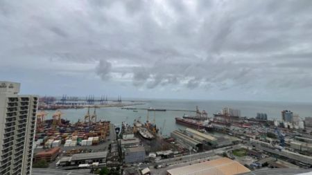Exterior - Luxury 2 Bedroom Apartment for Rent – Marina Square, Colombo 15 | LKR 340,000 / Month (EM105VW)