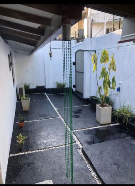 Exterior - 4 Bedroom House for Sale - Rajagiriya, Buthgamuwa Road | LKR 55 Million (EM721)