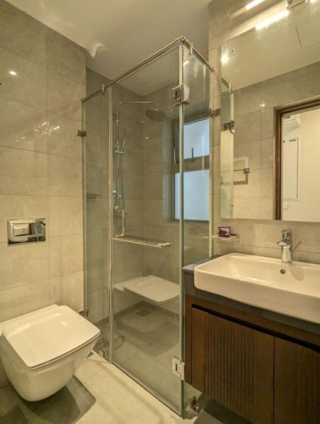 Bathroom - The Grand Ward place 2 bedrooms furnished apartment rent - Colombo 7