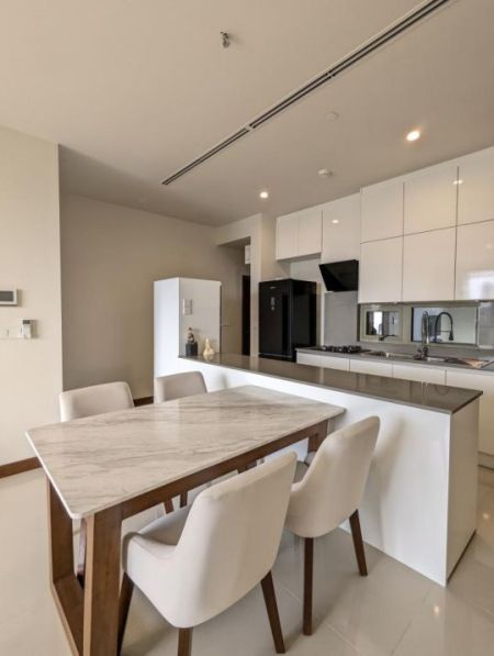 Dining room - The Grand Ward place 2 bedrooms furnished apartment rent - Colombo 7