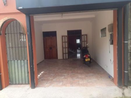 Exterior - House For Rent – Thalawathugoda