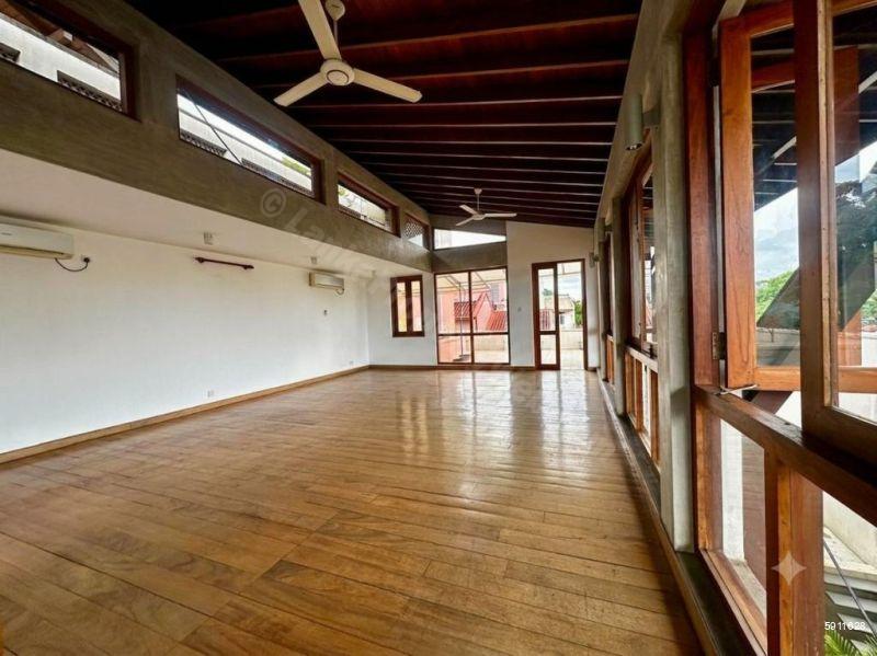 House for sale in Colombo 5