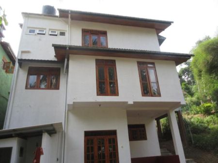Exterior - Three-storey house for sale in Katugastota (SSPH-313)