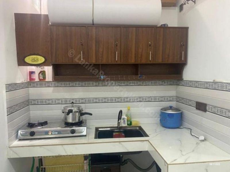 Kitchen - House for rent in Mount Lavinia