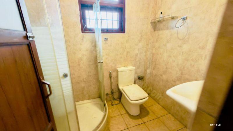 Bathroom - House for sale in Dehiwala