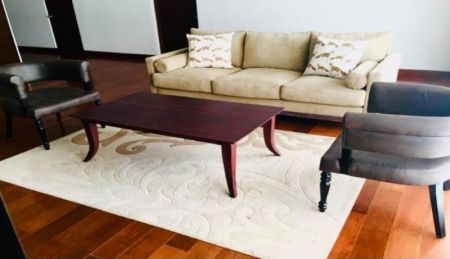 Living Room - Elegant 3 Bedroom apartment for rent in Rajagiriya- Fair mount apartment