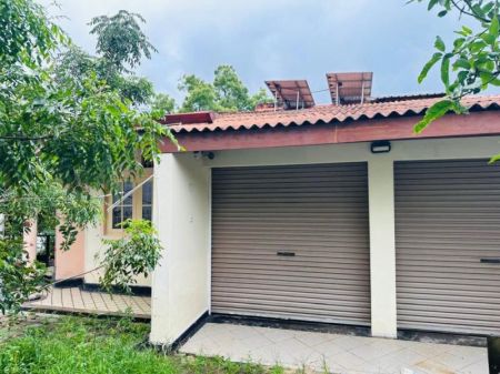 Exterior - Spacious 3 BR House for rent in Battaramulla 