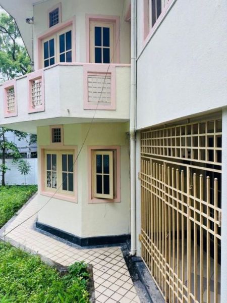 Exterior - Spacious 3 BR House for rent in Battaramulla 