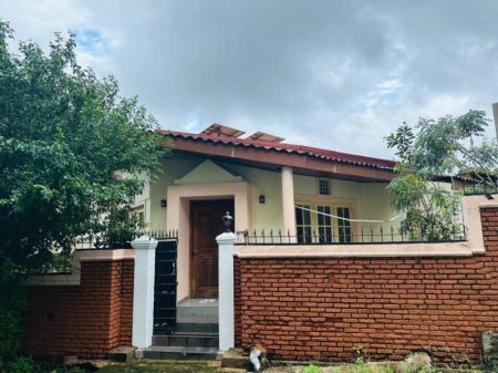 Exterior - Spacious 3 BR House for rent in Battaramulla 