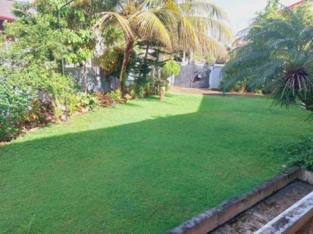 Exterior - 4BR Luxury House for Sale in Wattala | Investment : Rs. 180 Million (HS4636)