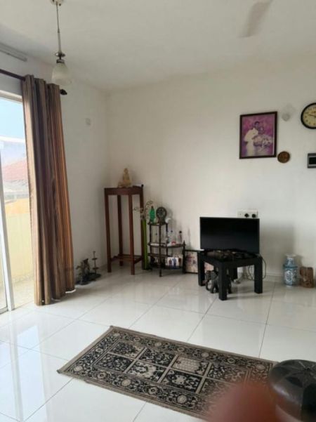 Living Room - Span Tower - 03 Bedroom Semi Furnished Apartment for Sale in Colombo 04 (A6019)