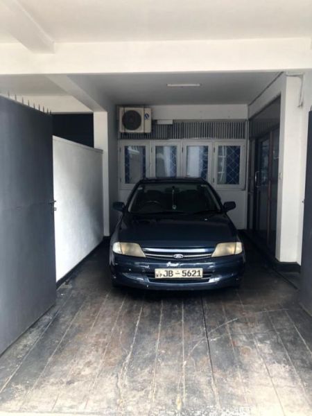 Exterior - 7 Rooms House For Sale in Colombo 3 - PDH57