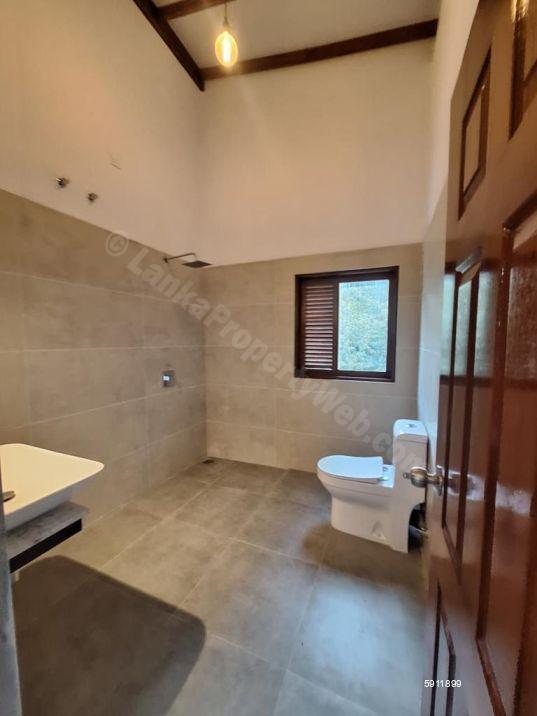 Bathroom - House for sale in Malabe
