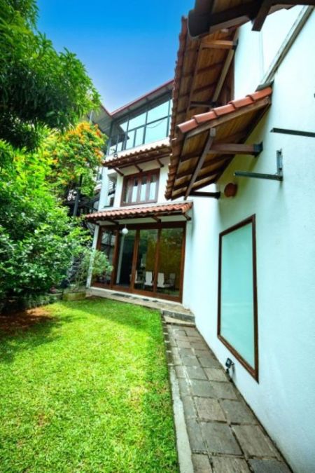 Exterior - 6 Bedroom Modern Luxury house for sale in Nugegoda for Rs. 143 million (nearest offer)