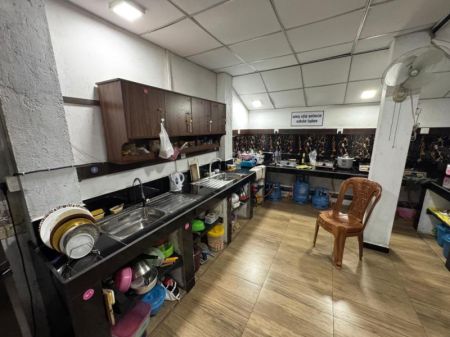 Kitchen - House and three-storey dormitory building for sale in Malabe (SSPH-319)