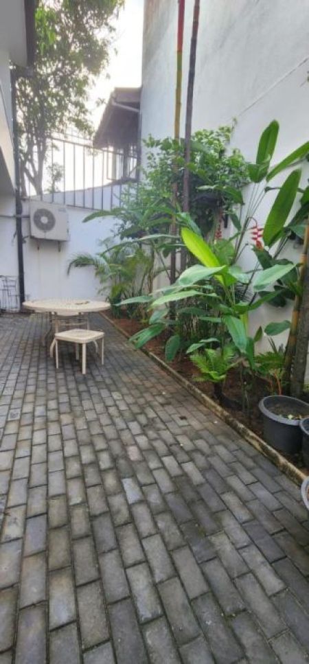 Exterior - 3 Bedrooms Furnished House For Rent in Colombo 7 - PDH77