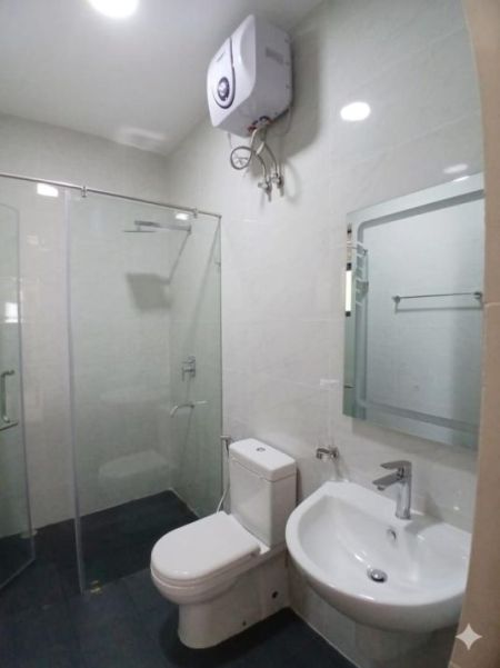 Bathroom - Brand NEW 3 Bed Apartment Sale in Rudra Mw, Wellawatte (Opp to Hindu Ladies College) Higher Floor