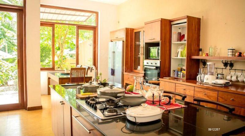 House for sale in Nawala
