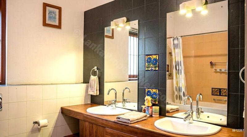 House for sale in Nawala
