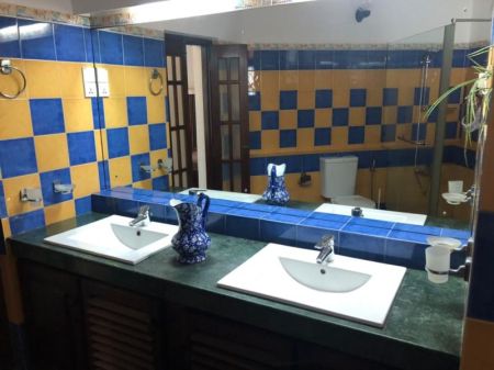Bathroom - Geoffrey Bawa-Inspired Luxury Residence in Prime Pelawatte