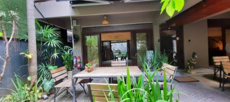 Exterior - 9 Bedroom House for Rent in Colombo 5, R4848