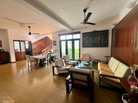 Living Room - 4 Bedroom Furnished House for Sale - Colombo 7 | LKR 320 Million (EM726)