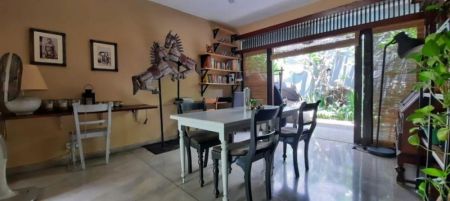 Living Room - 9 Bedroom House for Sale in Colombo 5, S1930
