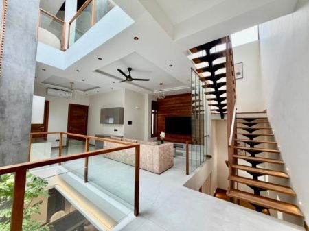 Living Room - 5 Bedroom House for Sale in Battaramulla, S1931