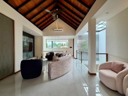 Living Room - 5 Bedroom House for Sale in Battaramulla, S1931