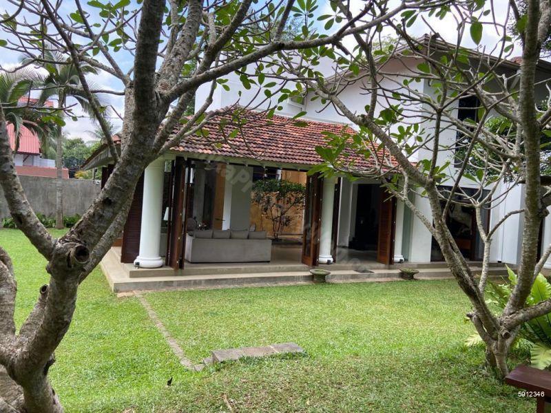 Exterior - House for rent in Malabe