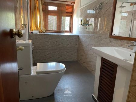 Bathroom - House for Sale at Old Kottawa Road, Ambuldeniya (HSSH134)